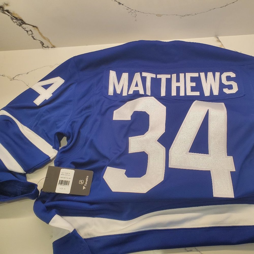 NWT Auston Matthews Toronto Maple Leafs Jersey